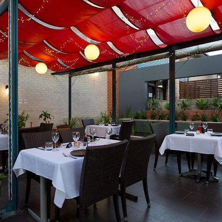 Ramada By Wyndham Brisbane Windsor Hotel Exterior foto