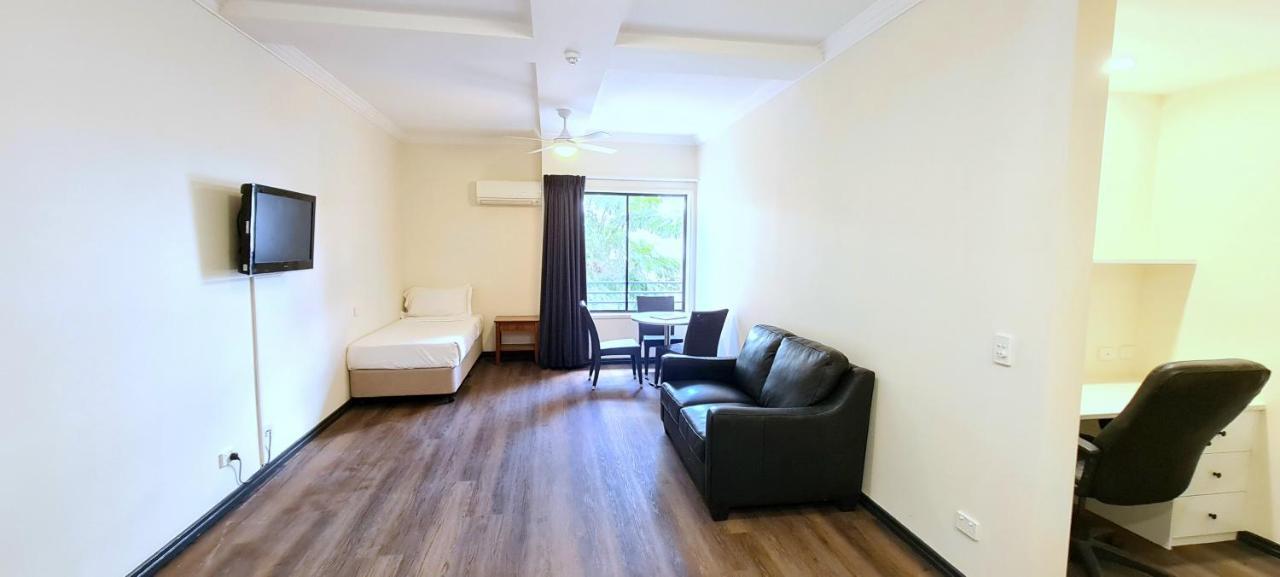Ramada By Wyndham Brisbane Windsor Hotel Exterior foto