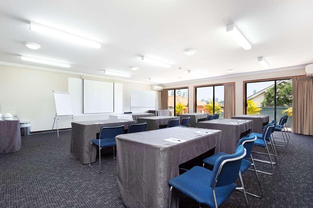 Ramada By Wyndham Brisbane Windsor Hotel Instalações foto