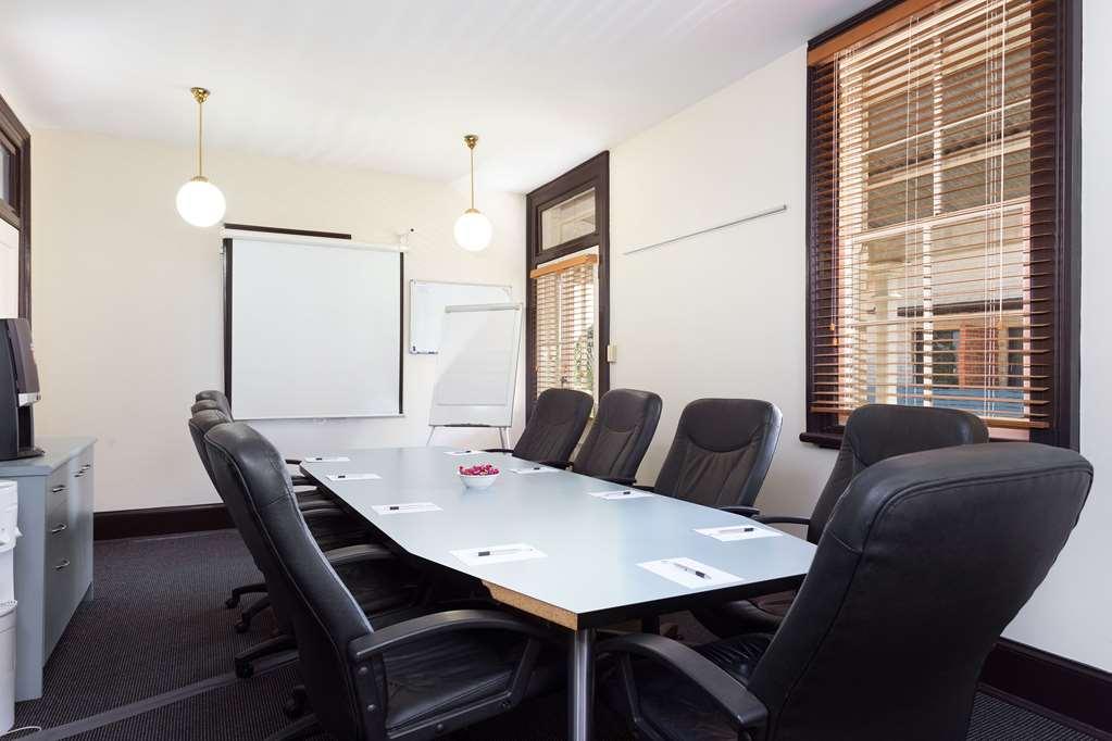 Ramada By Wyndham Brisbane Windsor Hotel Instalações foto